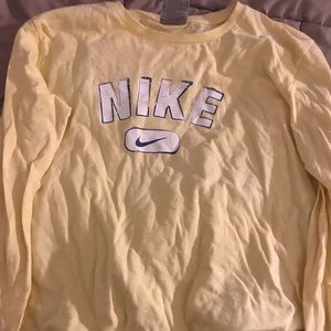 VINTAGE NIKES LONG SLEEVE